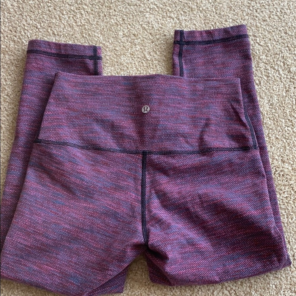 Lululemon crops